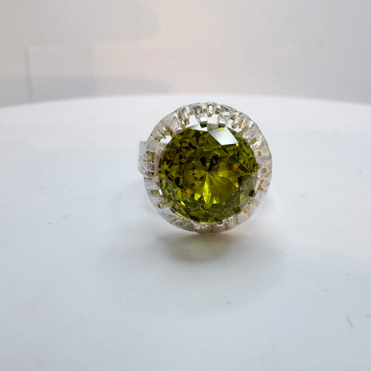 Alton, Sweden 1973. Vintage Sterling Silver Peridot Ring.