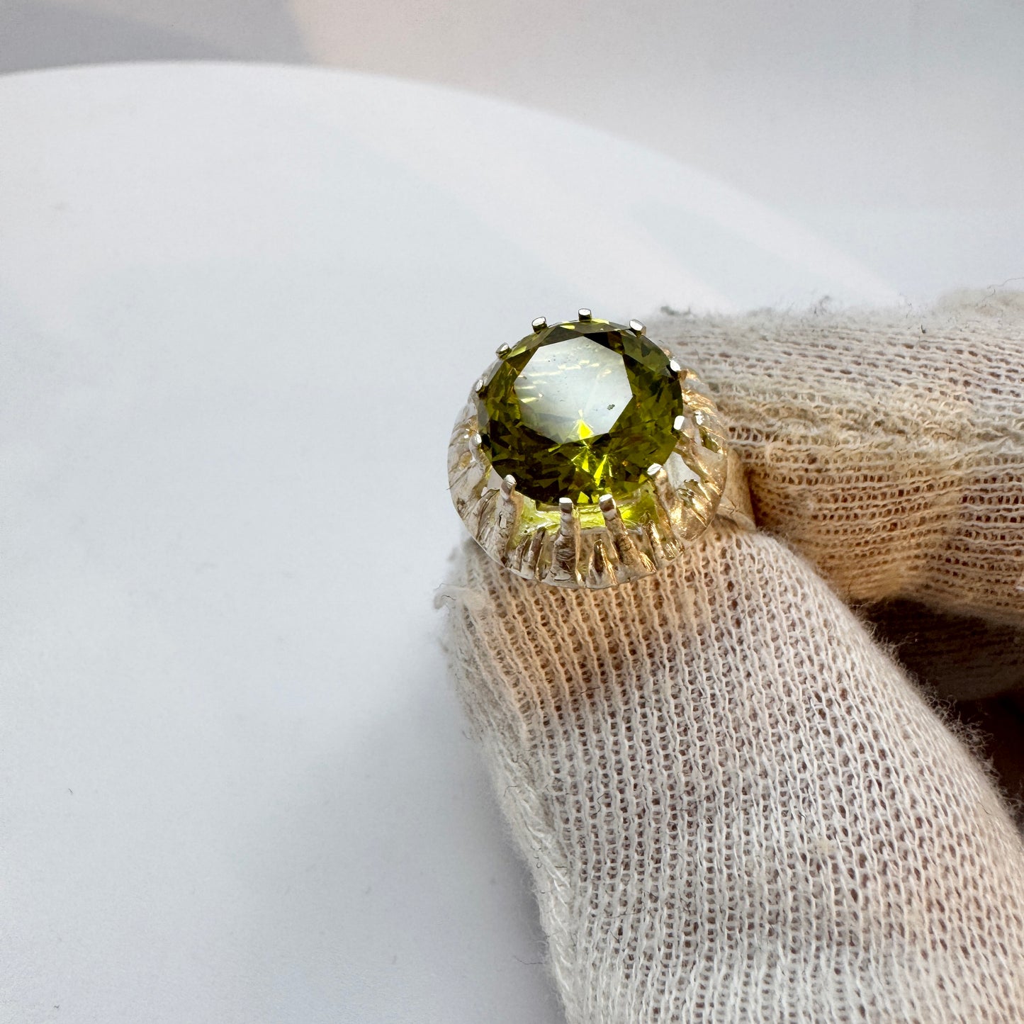 Alton, Sweden 1973. Vintage Sterling Silver Peridot Ring.