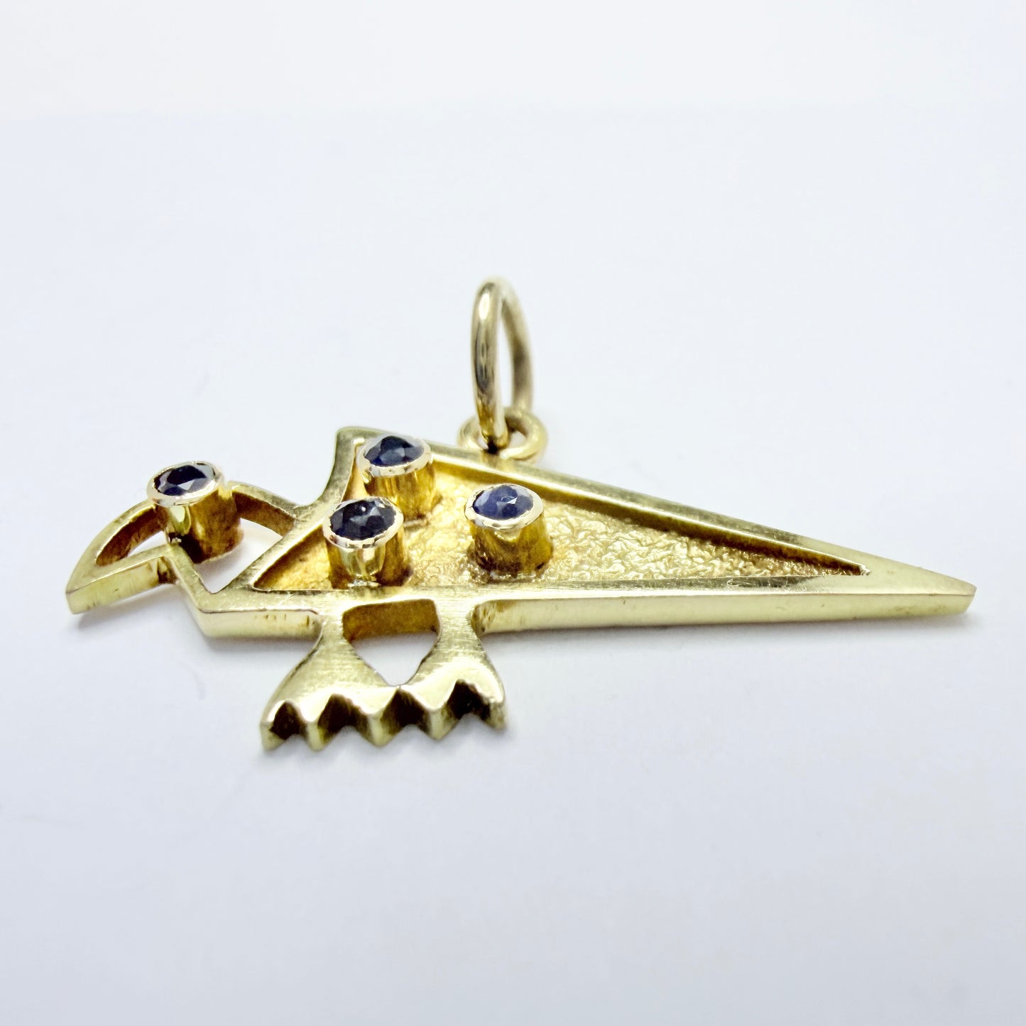 Oswaldo Guayasamin, Ecuador. Vintage 18k Gold Sapphire Bird Pendant.