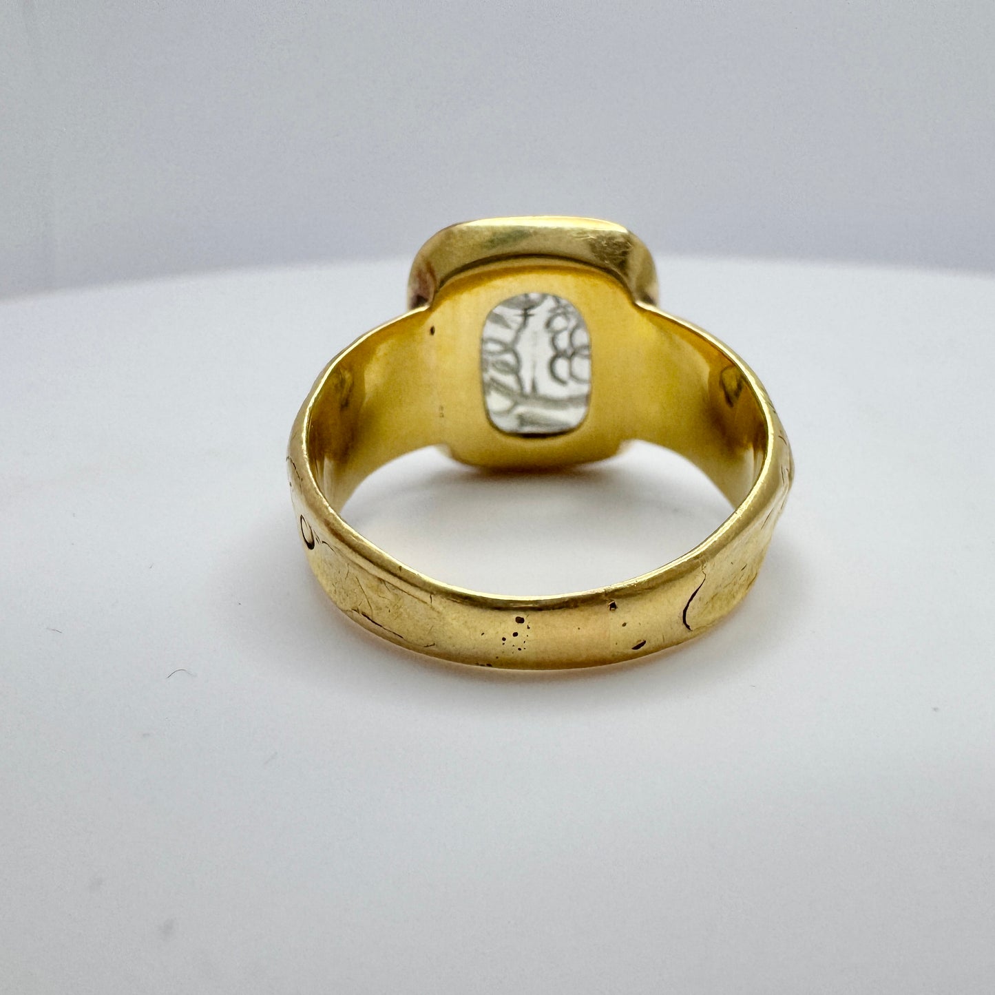 Gustav Möllenborg, Sweden 1877. Antique Victorian 18k Gold Signet Ring.