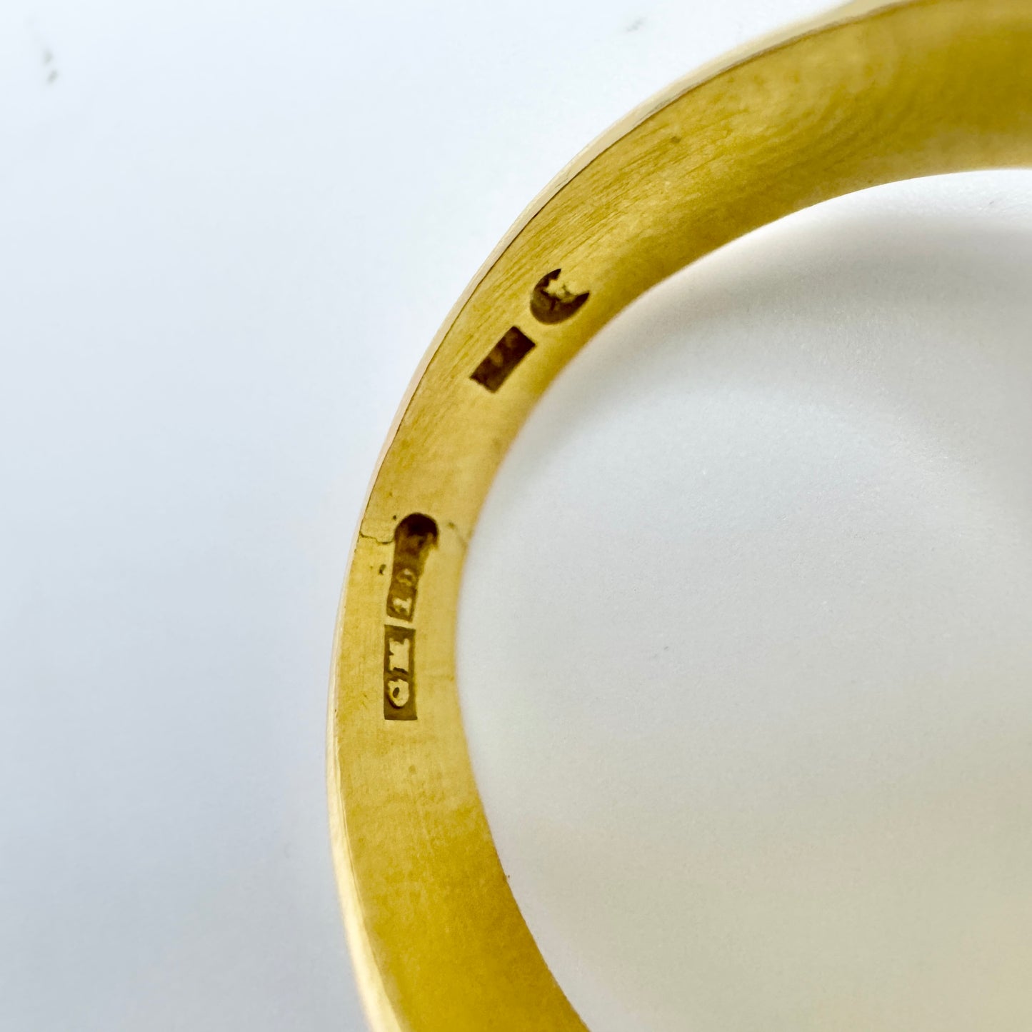 Gustav Möllenborg, Sweden 1877. Antique Victorian 18k Gold Signet Ring.