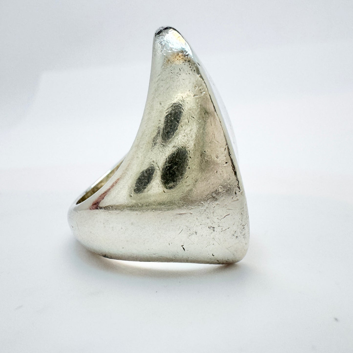 Nanna Ditzel for Georg Jensen, Denmark c 1960s. Bold Vintage Sterling Silver Ring. Design: 91.