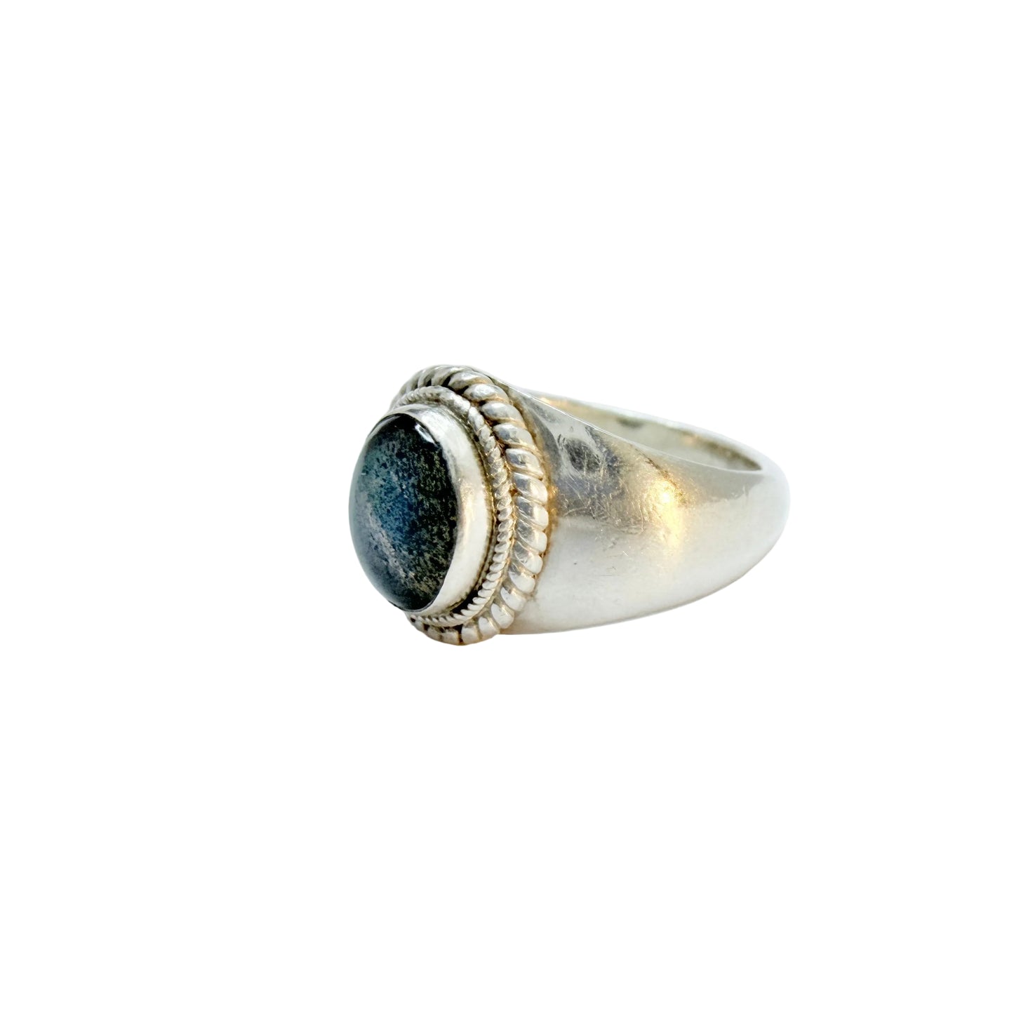 Vintage Sterling Silver Labradorite Ring.
