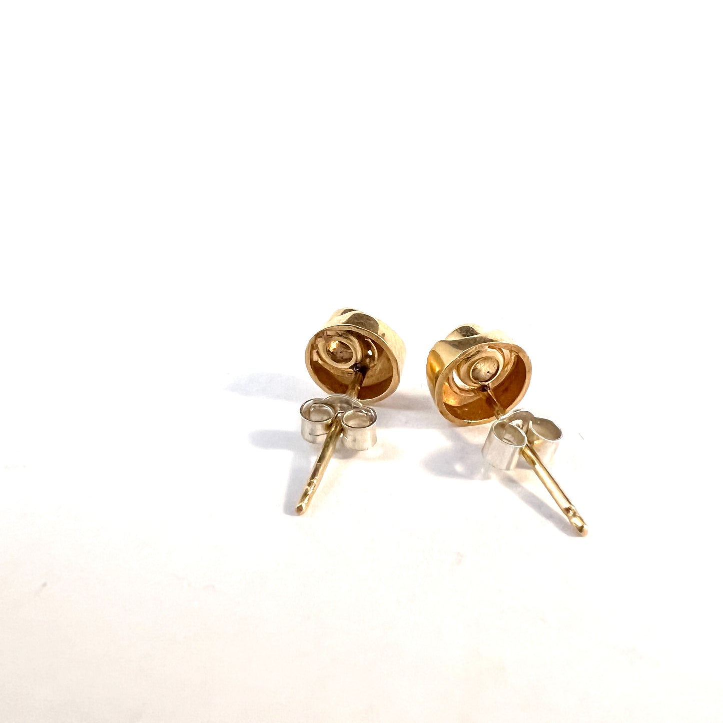 Karl Laine for FinnFeelings, Finland. Vintage 18k Gold Rock Crystal Stud Earrings.