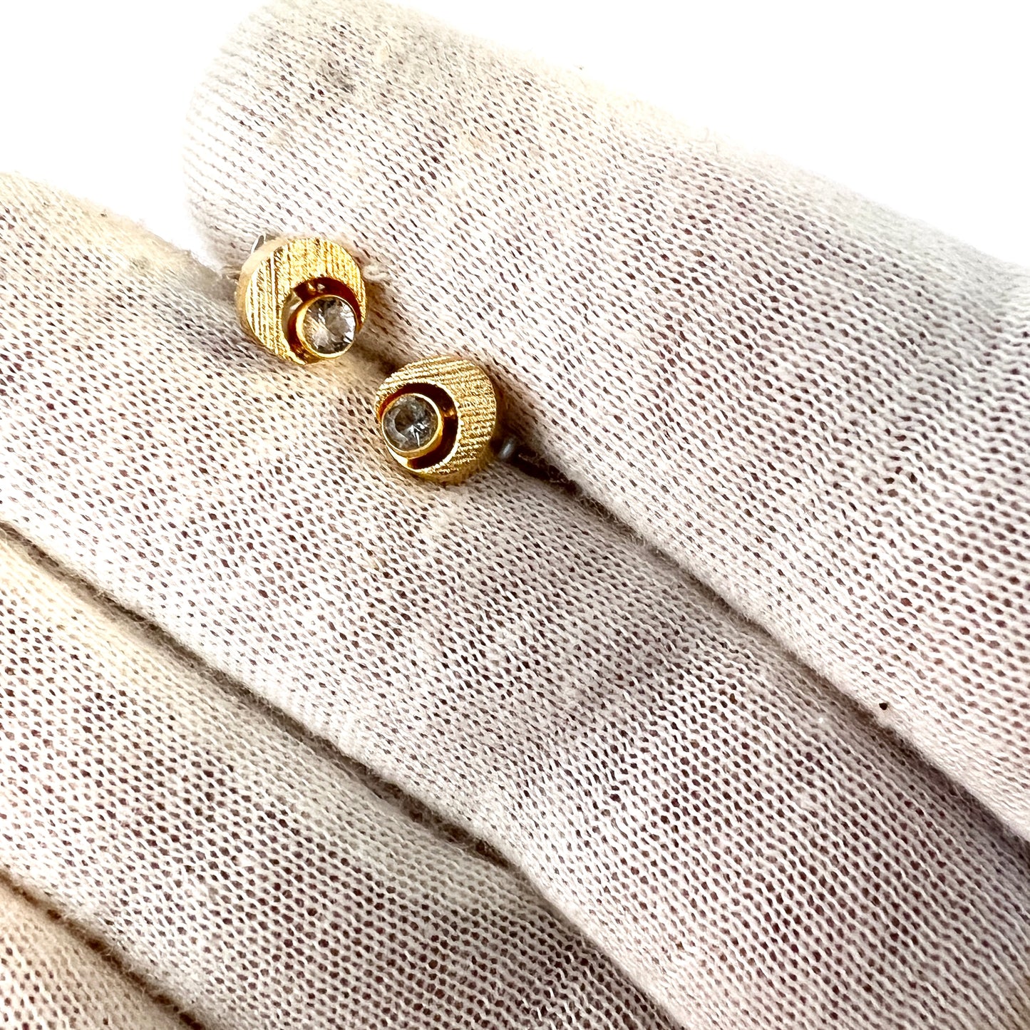 Karl Laine for FinnFeelings, Finland. Vintage 18k Gold Rock Crystal Stud Earrings.