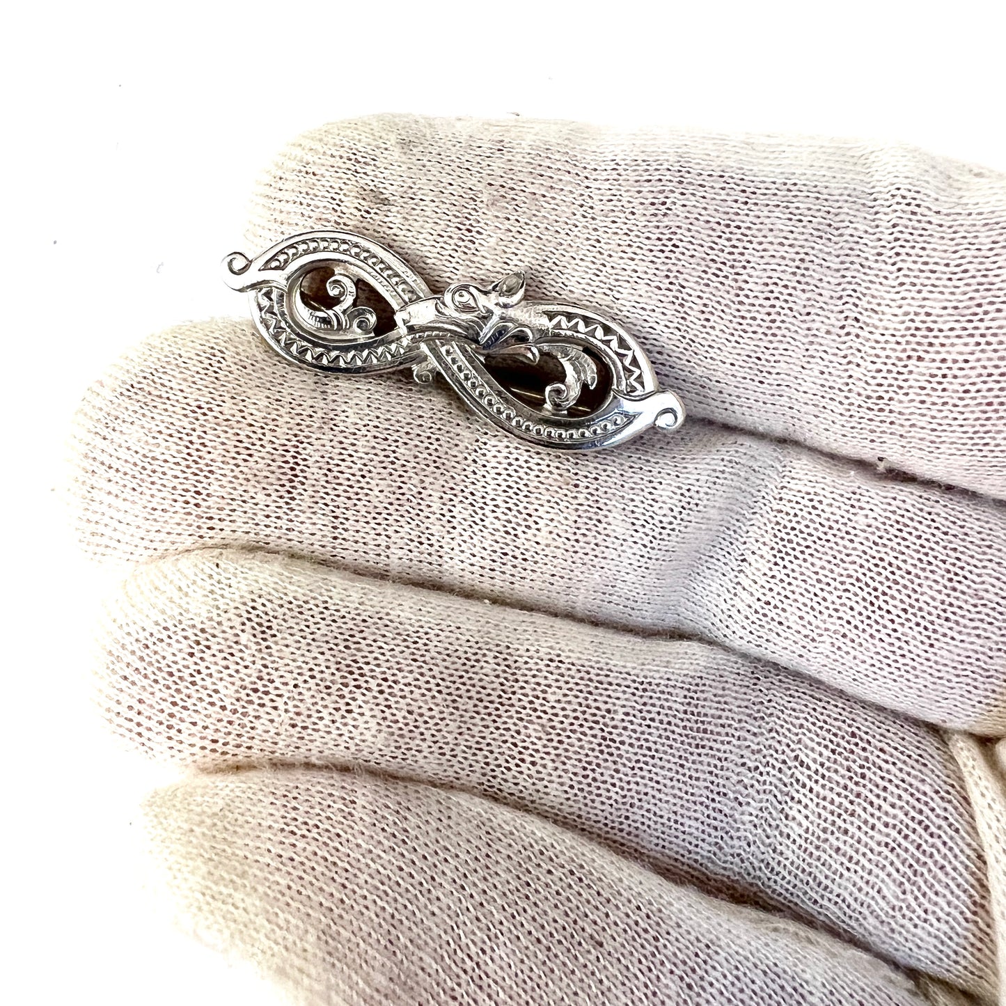 David-Andersen, Norway 1888-1925 Antique Solid Silver Dragestil Dragon-style Brooch