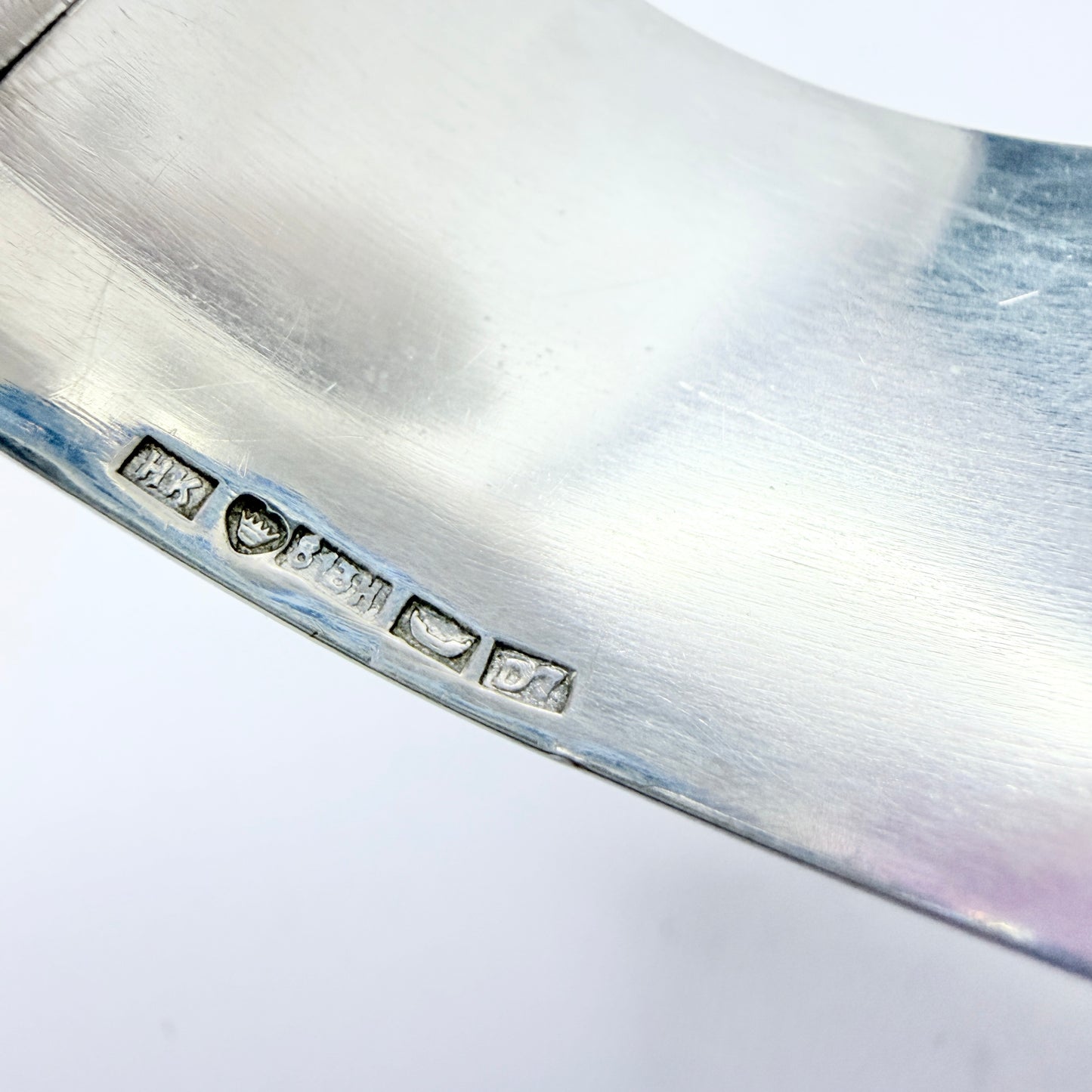 H.Kaksonen, Finland 1957. Vintage Solid Silver Amethyst Hinged Bangle Bracelet.