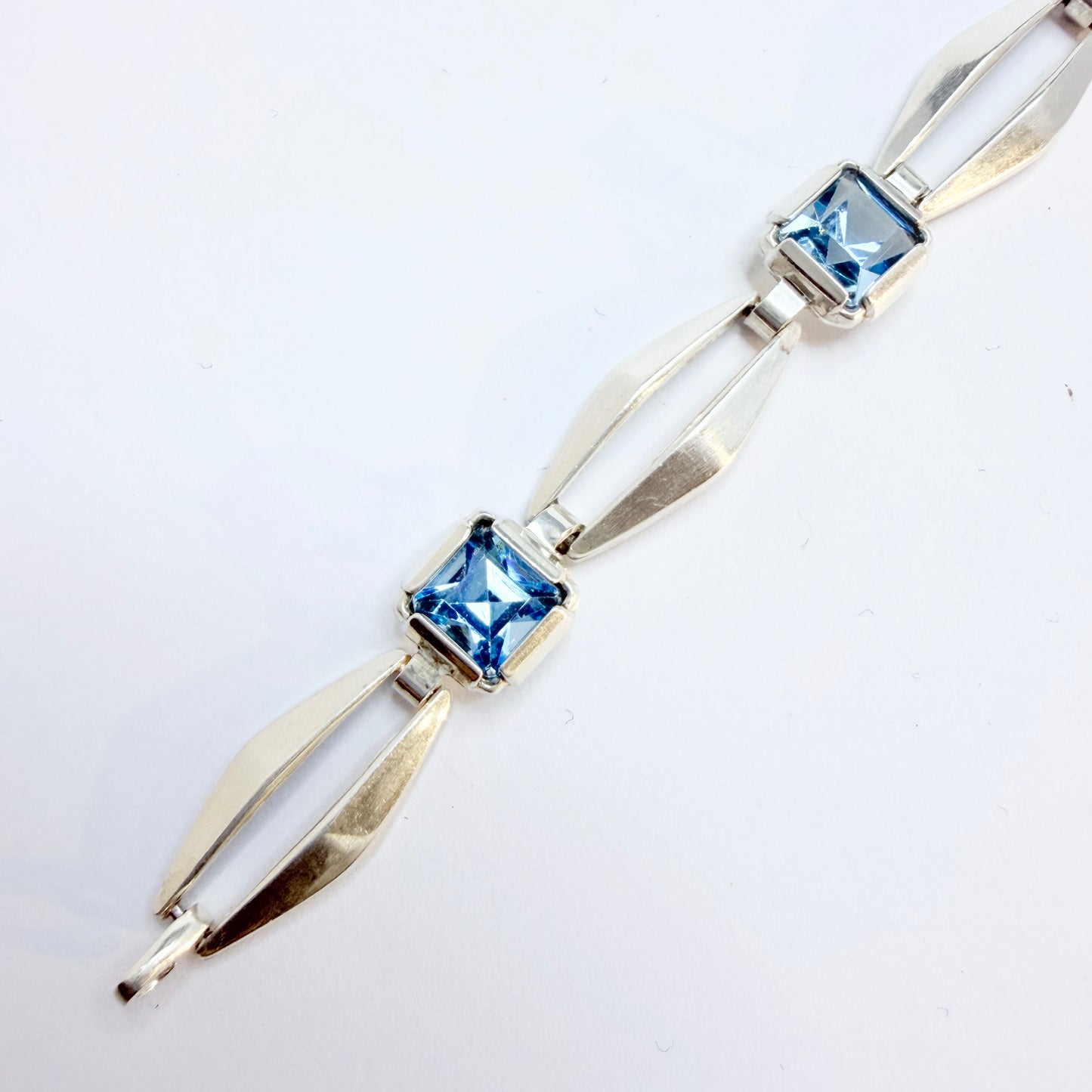 K&L-Kordes Lichtenfels, Germany c 1960s. Solid Silver Blue Glass Bracelet