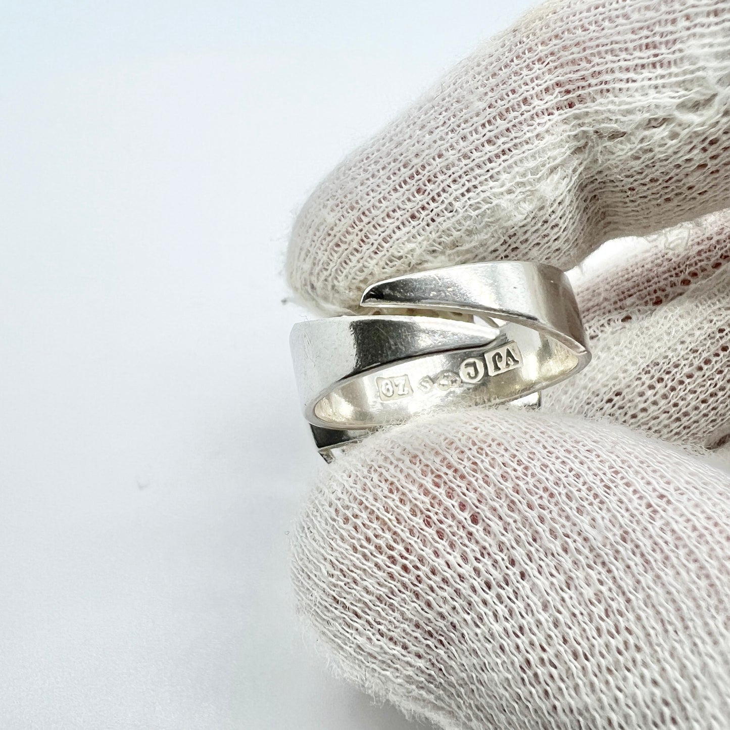 Victor Janson, Sweden 1974 Vintage Sterling Silver Heart Love Ring.