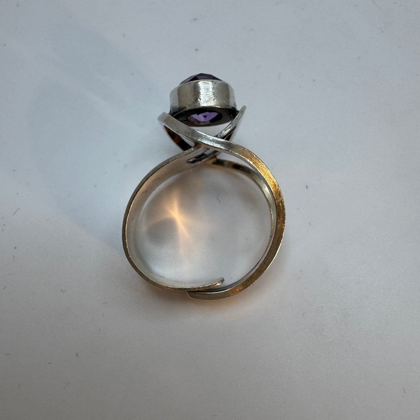 Vintage c 1960s. Solid Silver Amethyst Ring.