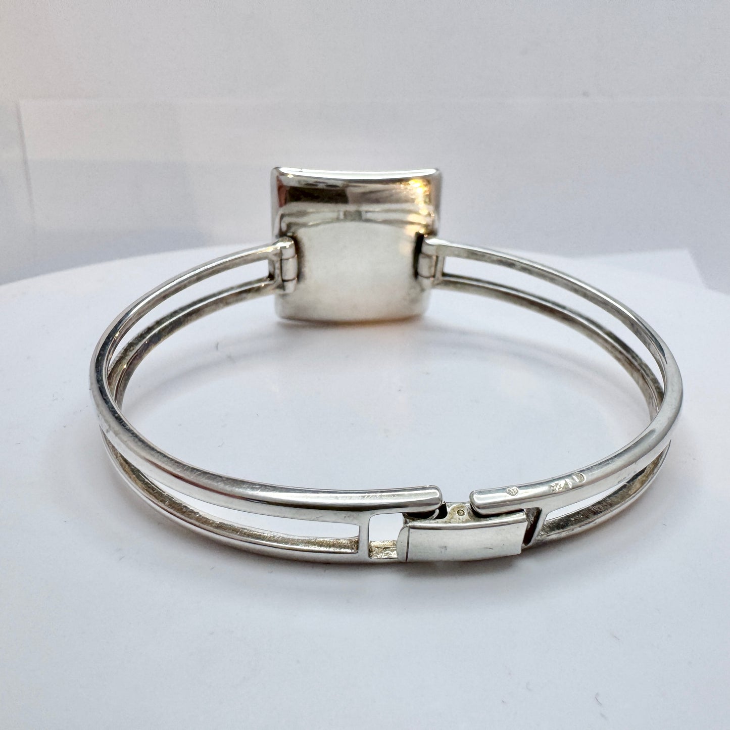 Gdansk, Poland. Vintage Sterling Silver Baltic Amber Hinged Bracelet.