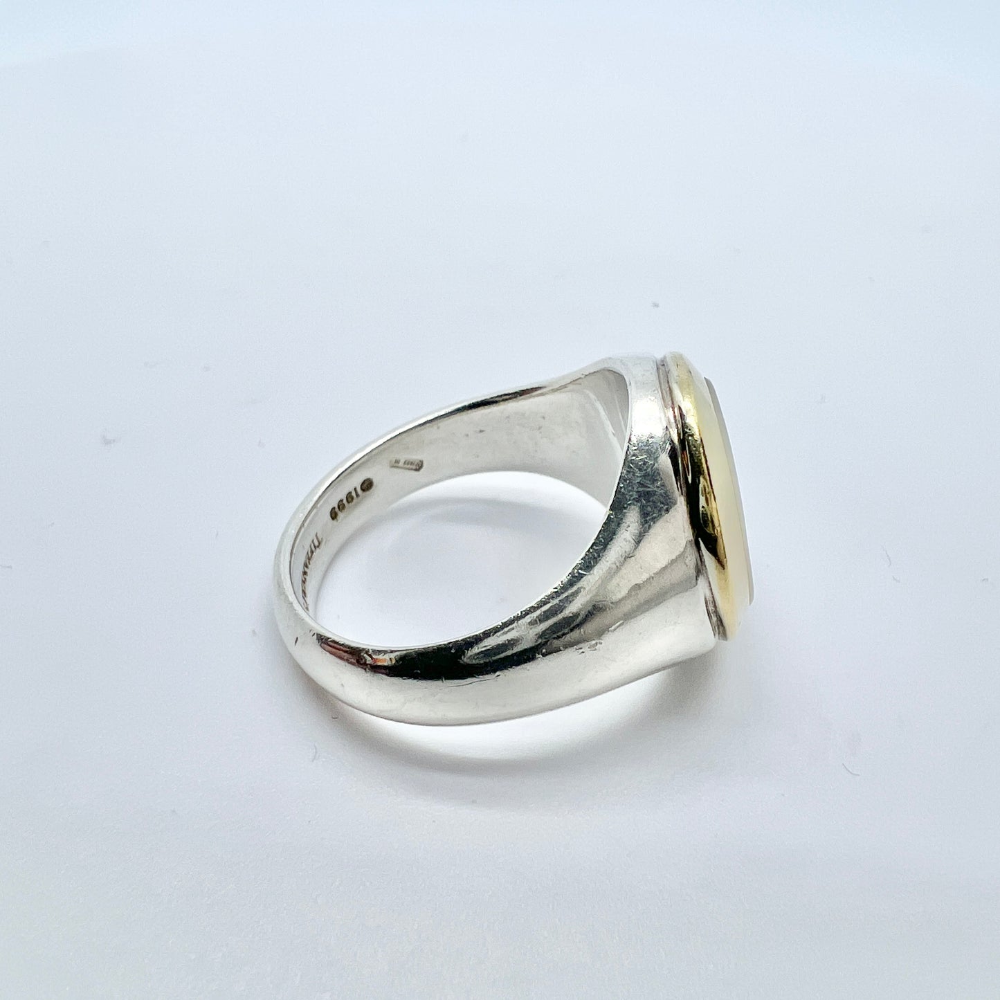 Tiffany & Co 1999. Vintage Sterling Silver 18k Gold MoP Ring.