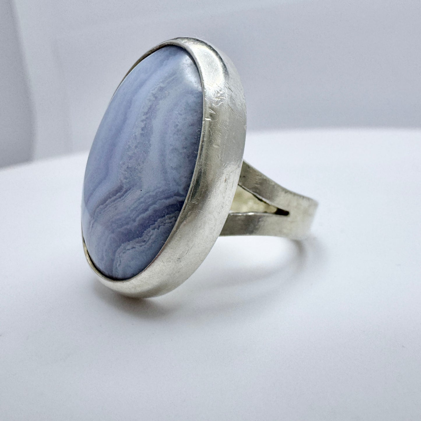 Vintage Sterling Silver Blue Agate Ring.