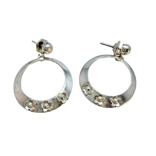 Vintage c 1960 Solid Silver Flower Earrings. Prob. Germany.
