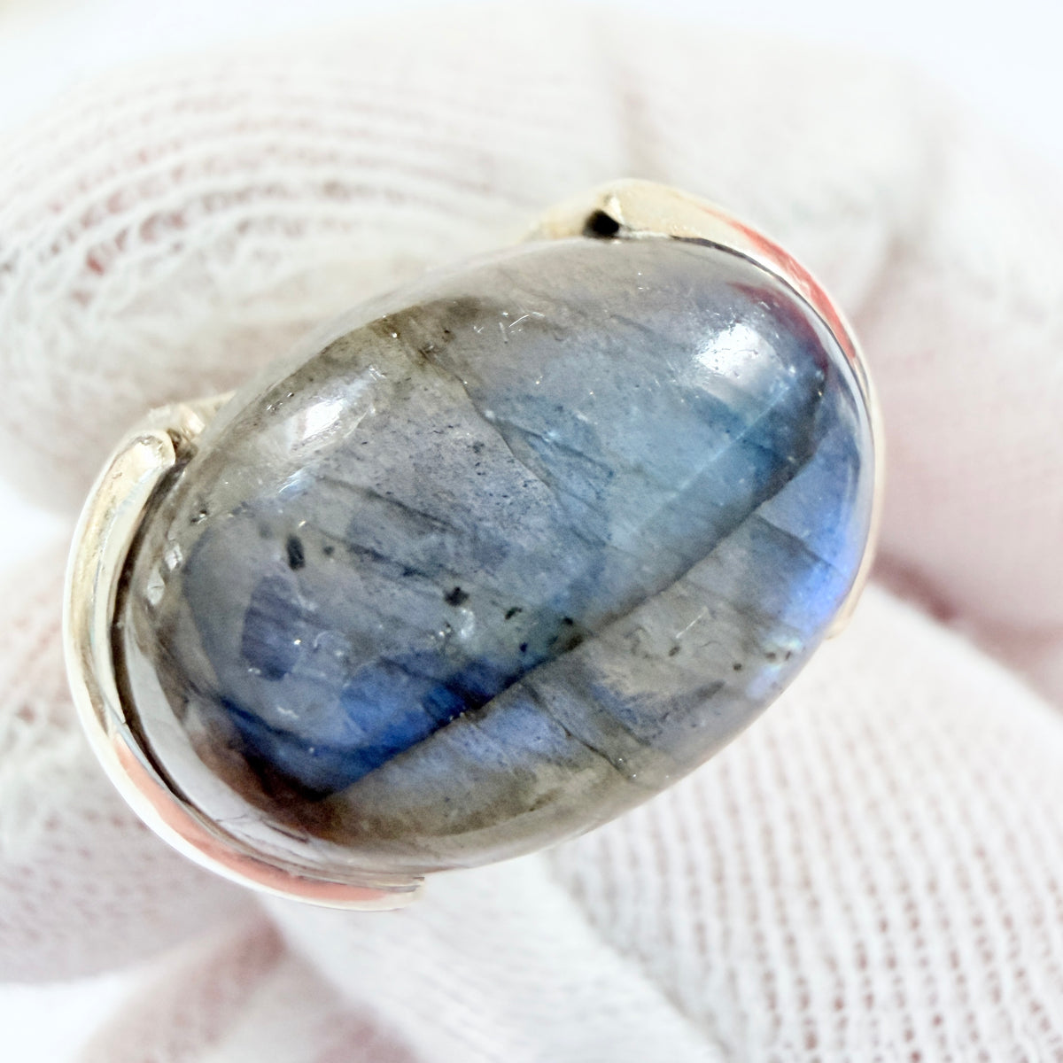Vintage Sterling Silver Labradorite Ring.