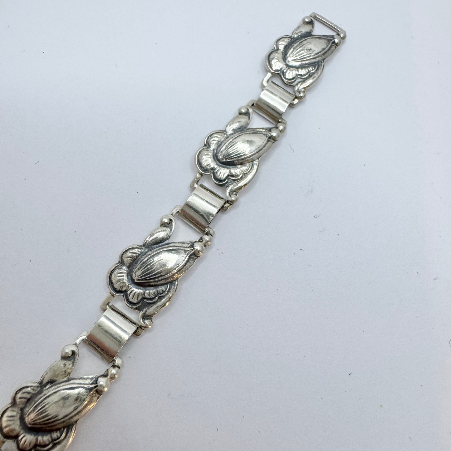 Asa-Silver Tage Linde, Sweden 1952. Vintage Solid Silver Flower Bracelet.