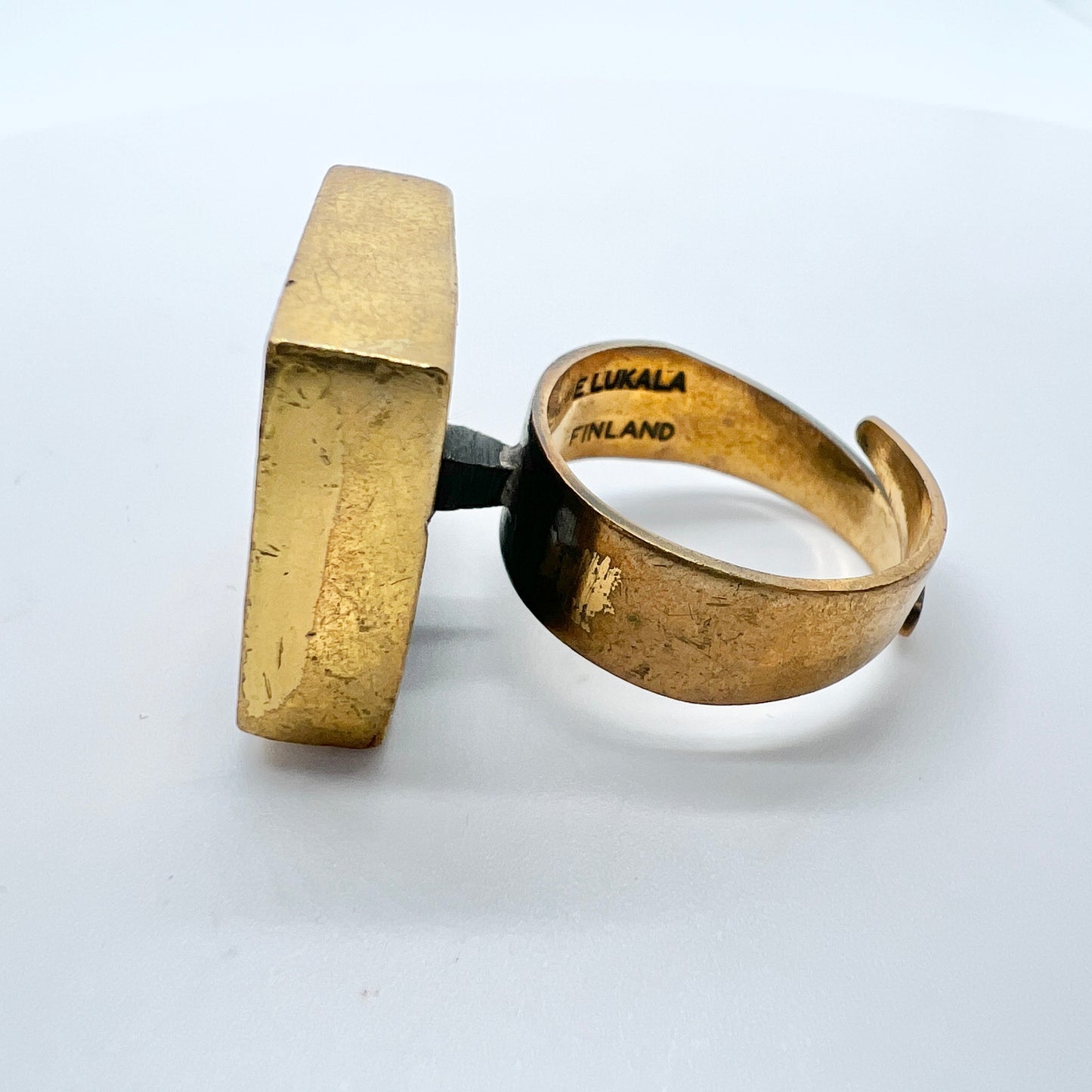 Esa Lukala, Finland 1970s Vintage Modernist Bronze Ring.