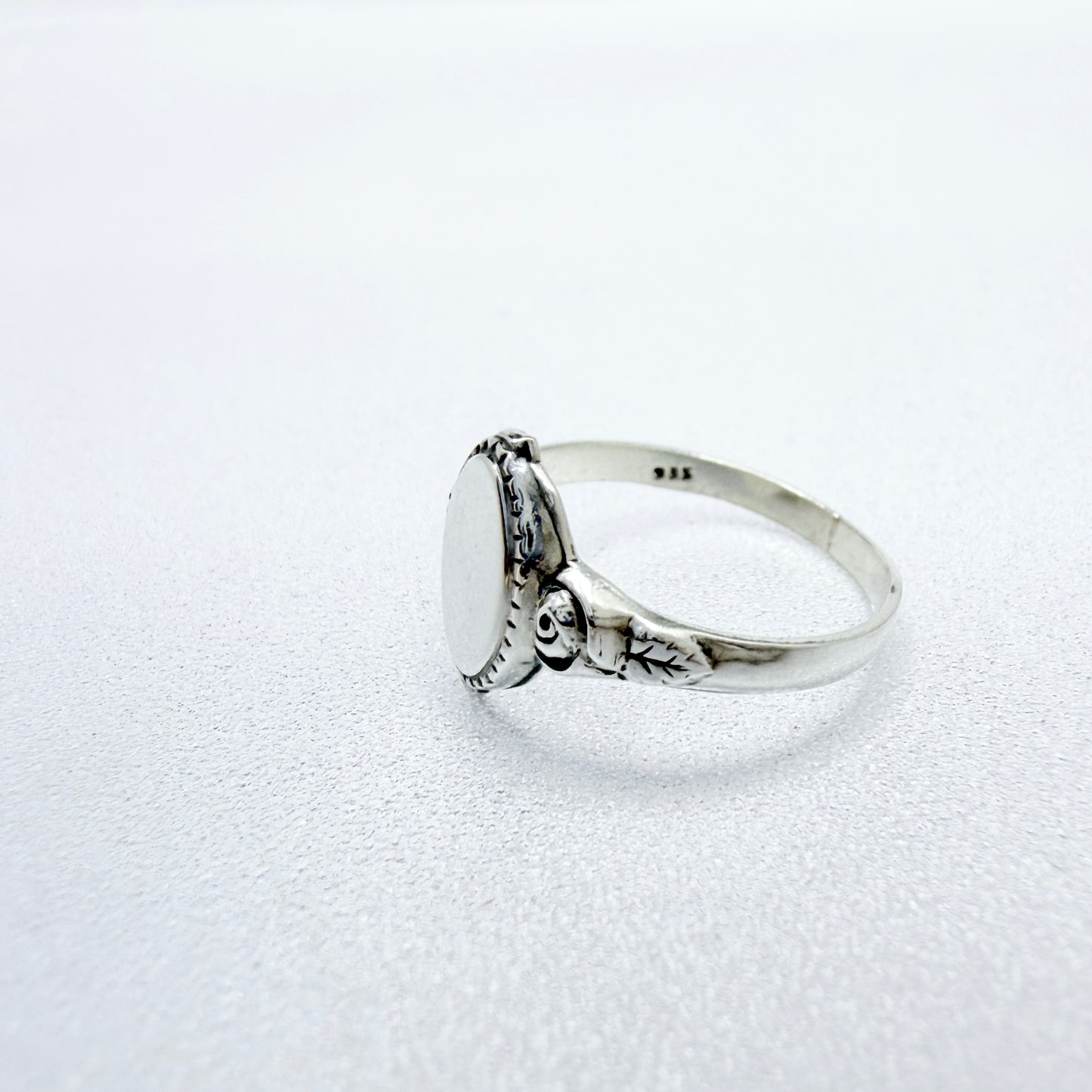 Vintage c 1950s. Vintage Sterling Silver Female Signet Ring