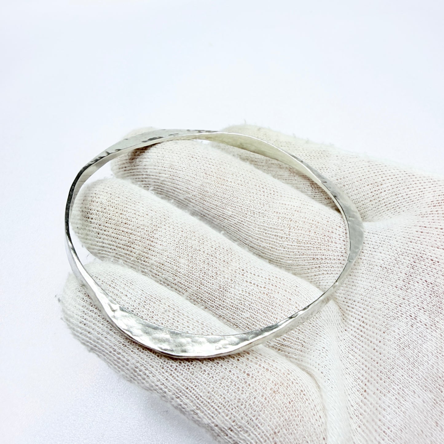 Vintage Hammered Sterling Silver Bangle Bracelet