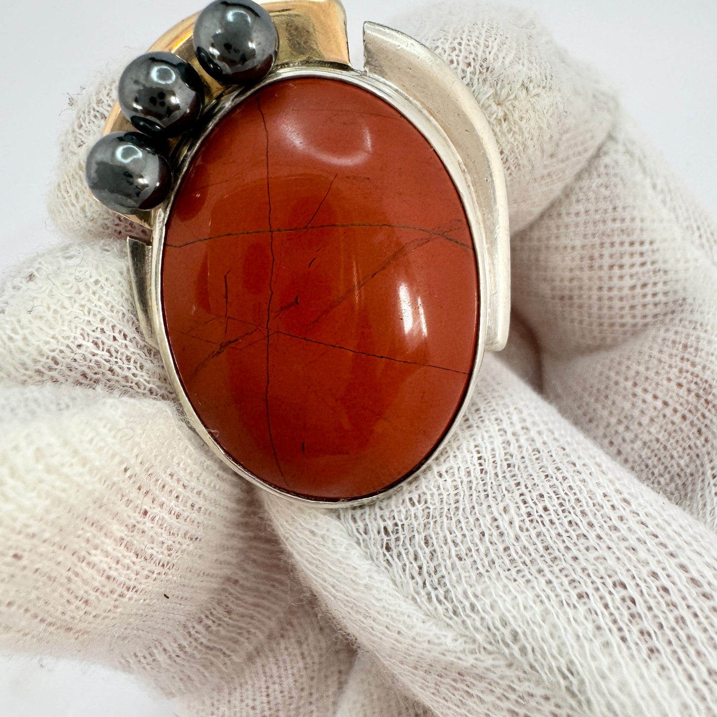 Atelje GuldBros, Sweden 1987. Bold Vintage Sterling Silver Red Jasper Hematite Ring.