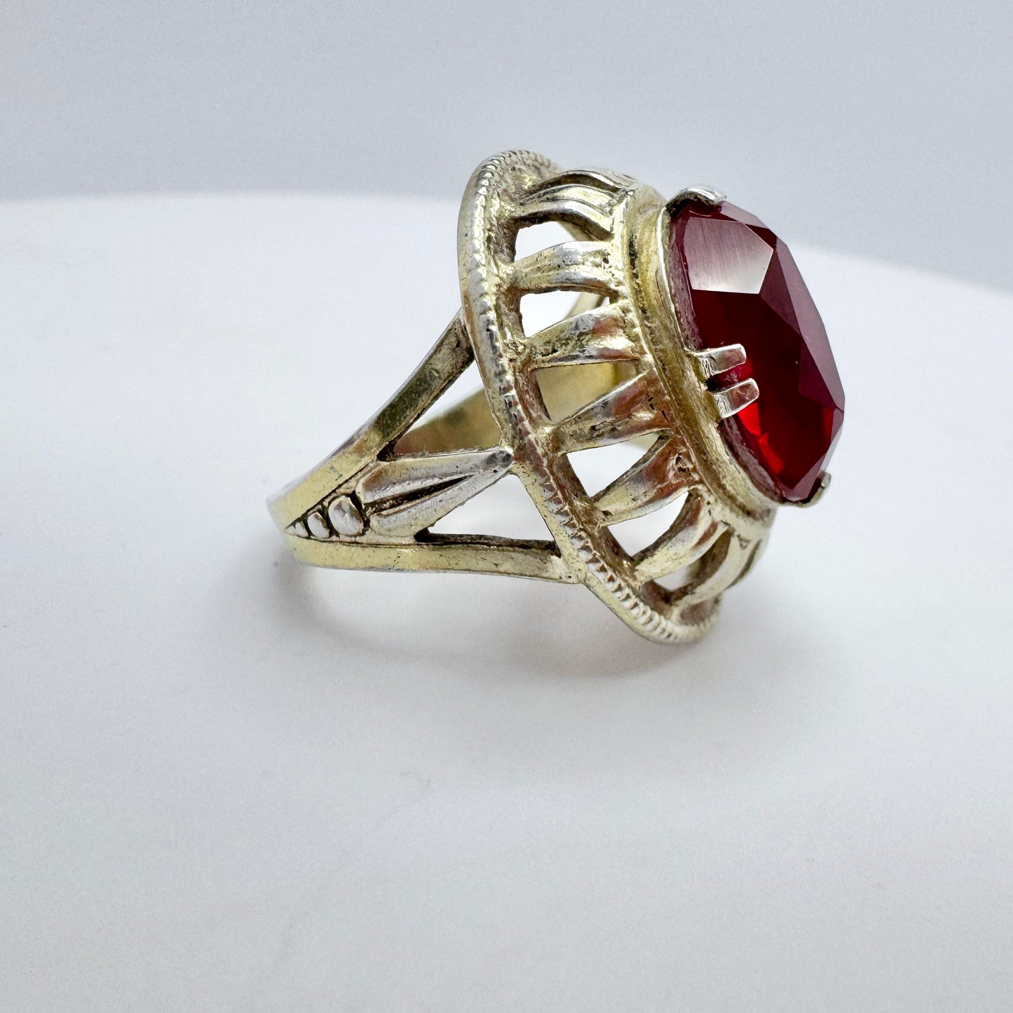 USSR. Vintage Solid Silver Synthetic Ruby Ring.