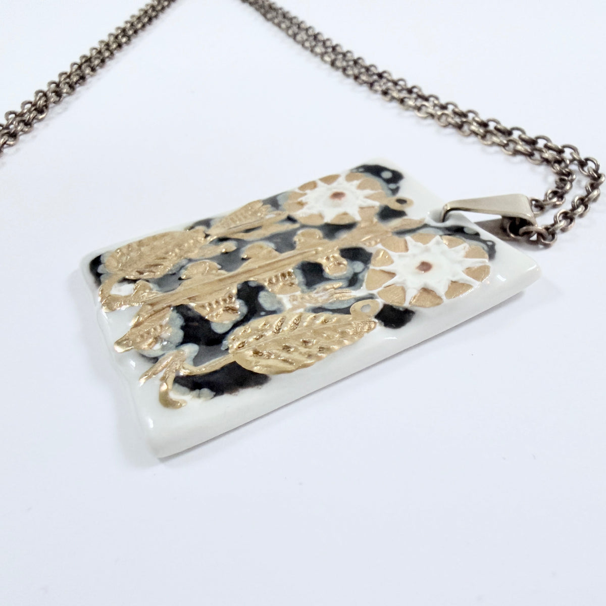Royal Copenhagen, Denmark. Vintage 1970s. Porcelain Silver Pendant Necklace. Boxed.