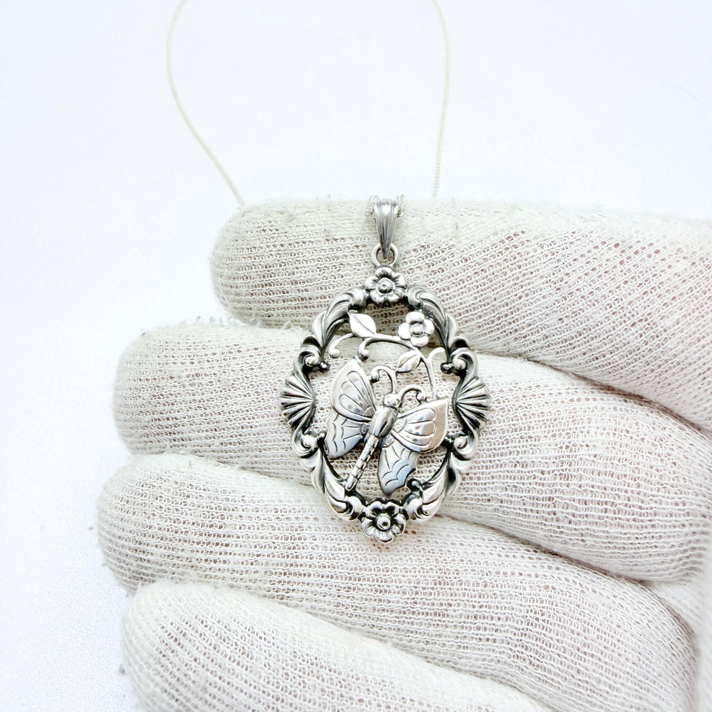 G Dahlgren, Sweden 1948. Vintage Sterling Silver Butterfly Pendant Necklace.