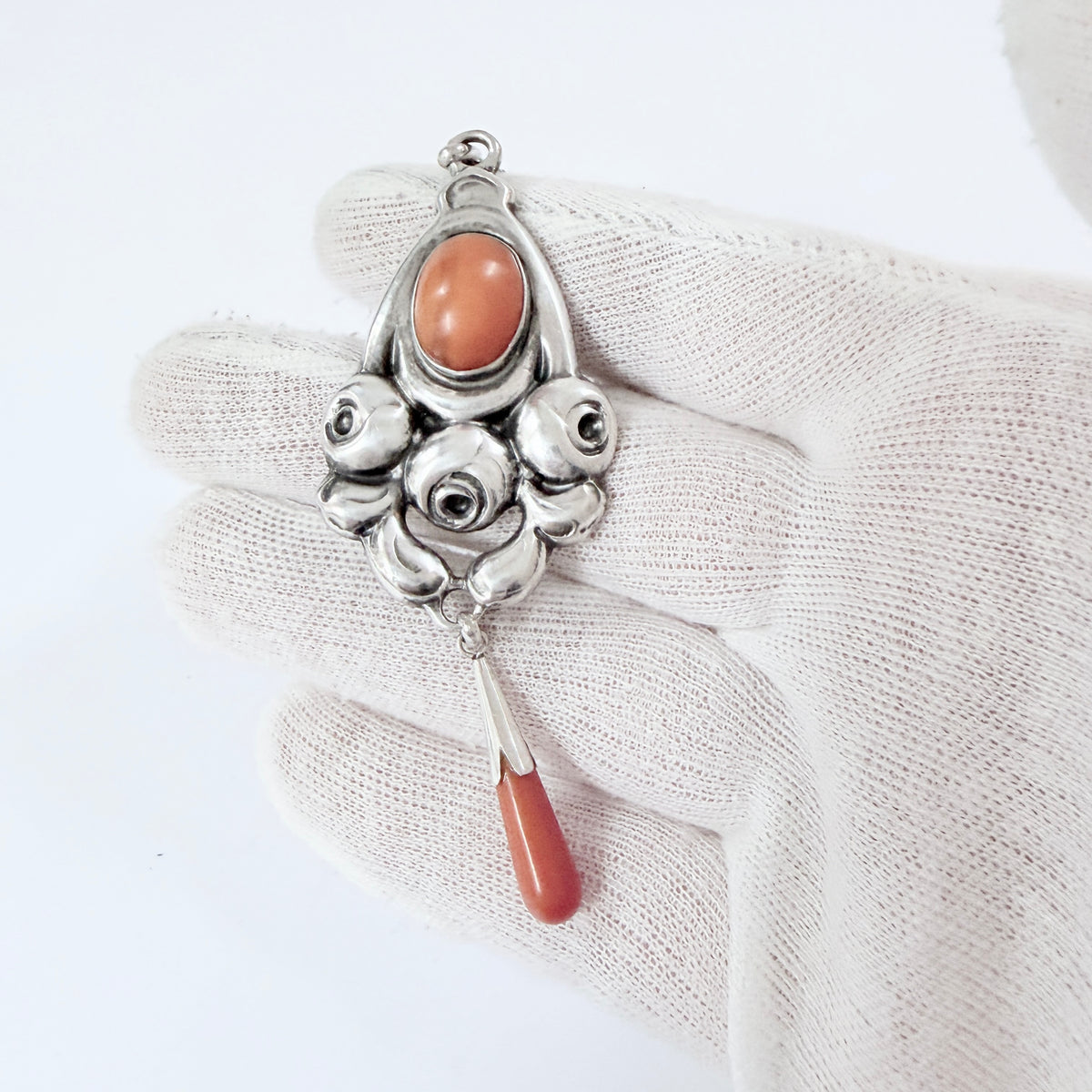 Grann & Laglye, Denmark c 1910s Antique Skonvirke Arts and Crafts Solid Silver Amber Pendant Necklace.