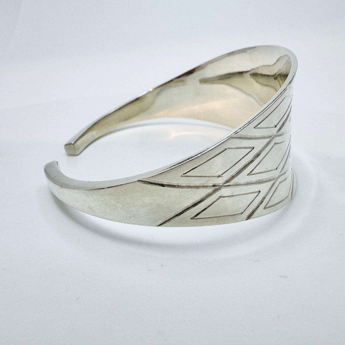 Erik Fleming, Flavia. Sweden 1955. Vintage Sterling Silver Cuff Bracelet.