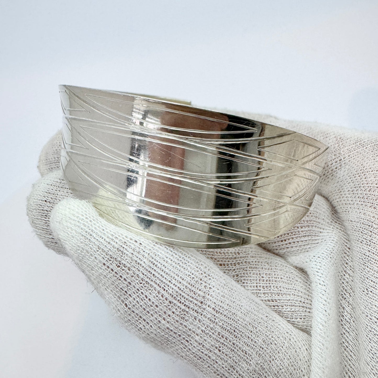 Erik Fleming, Flavia. Sweden 1955. Vintage Sterling Silver Cuff Bracelet.