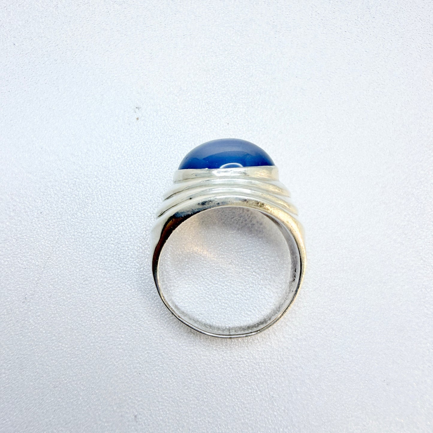 VIntage 1960s Space Age Solid Silver Chalcedony Ring.