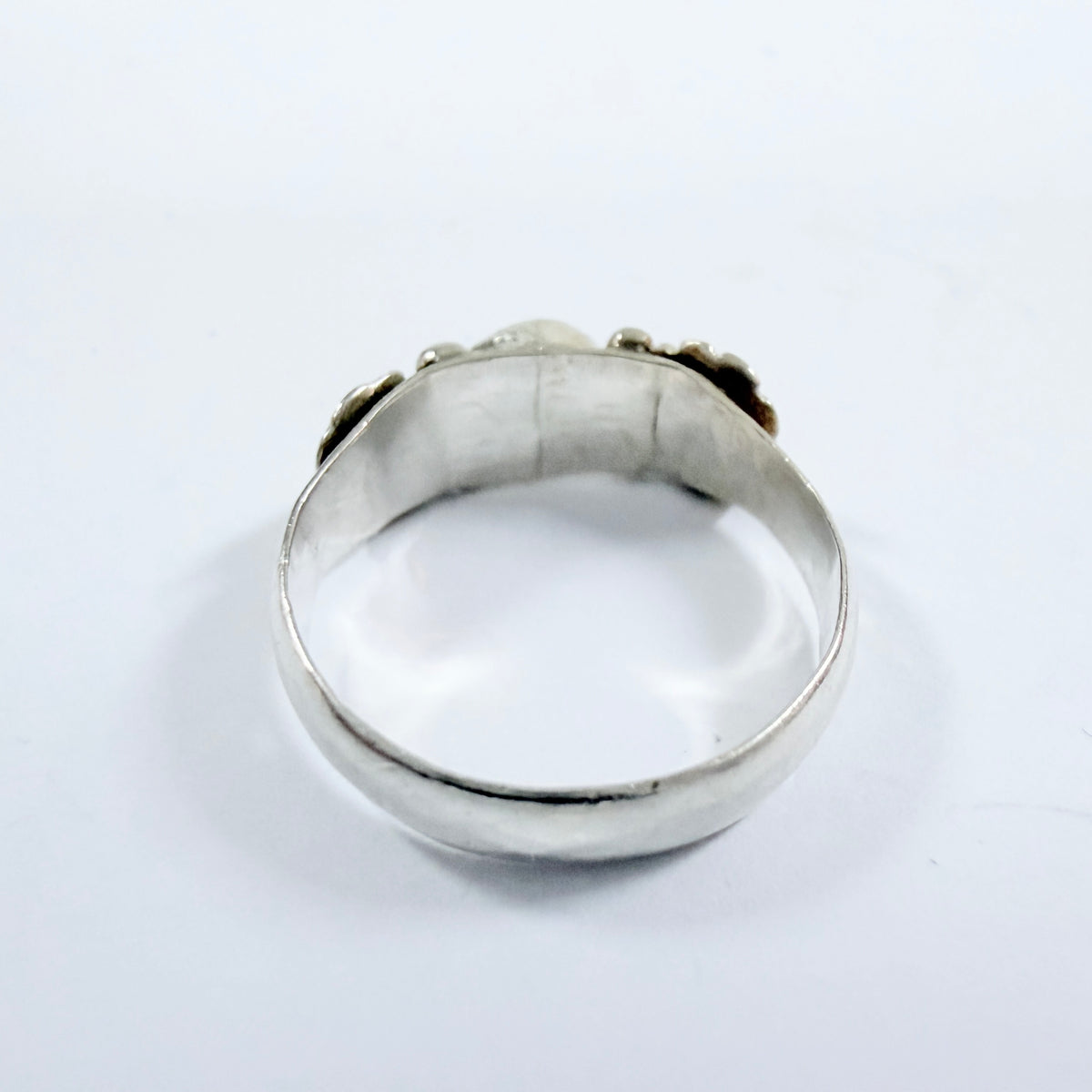 Prob. Jason Livingston. Vintage Native American Sterling Silver Onyx Ring.
