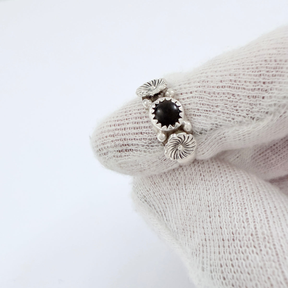 Prob. Jason Livingston. Vintage Native American Sterling Silver Onyx Ring.