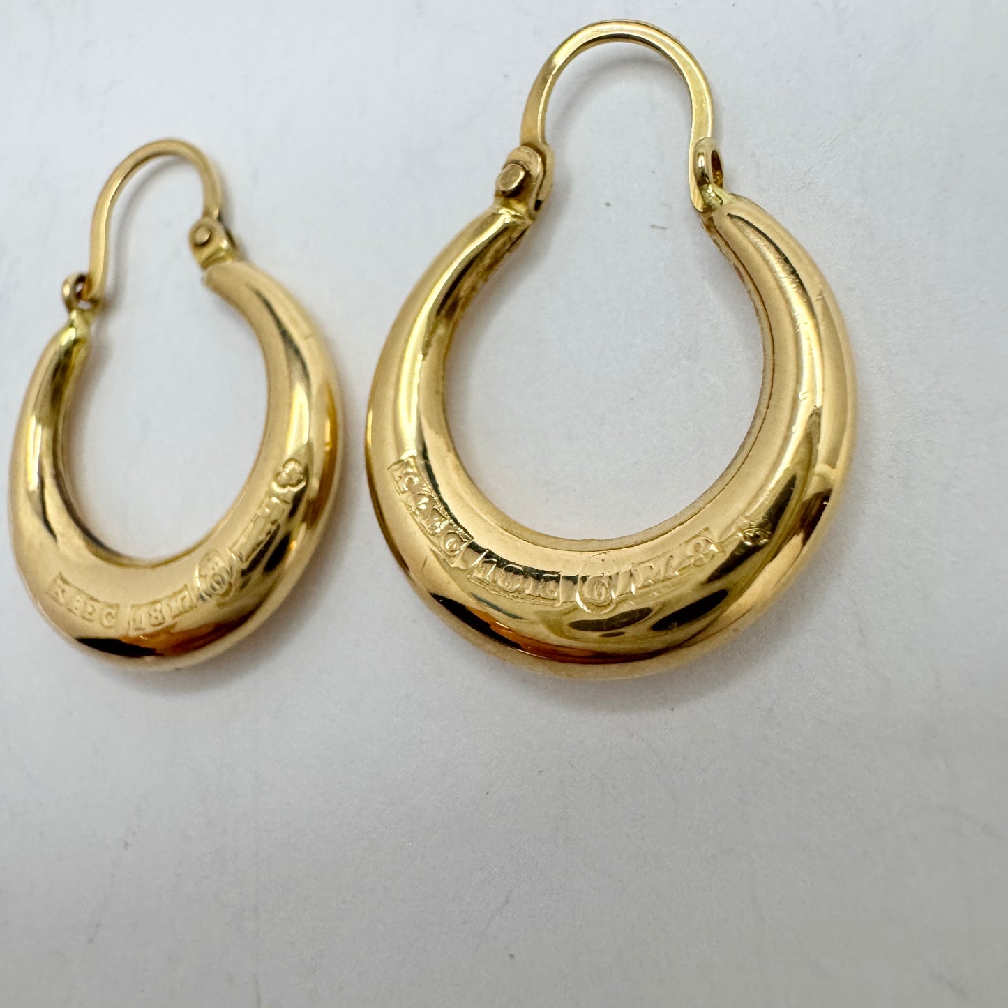 Ceson, Sweden 1962. Vintage 18k Gold Earrings.