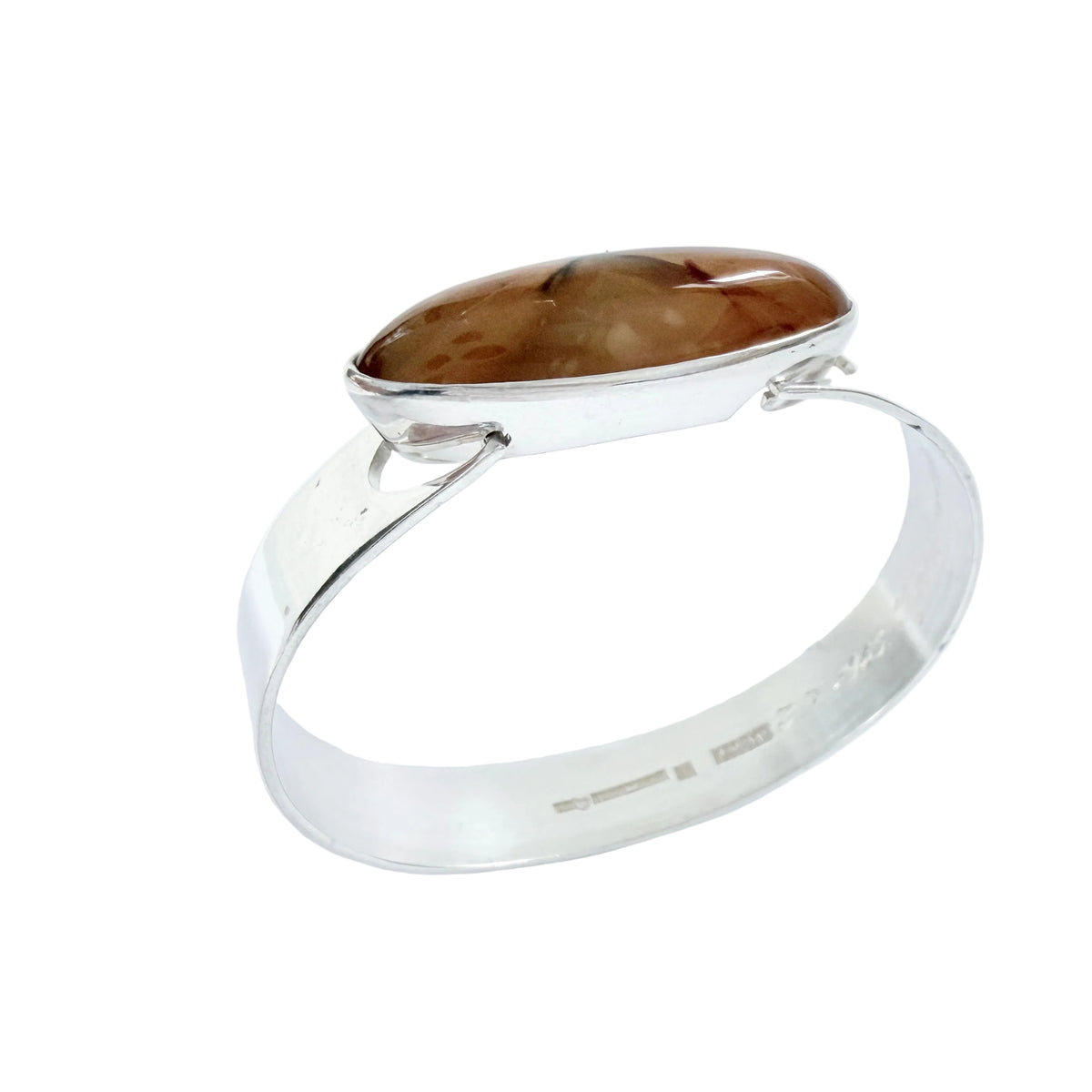 H.Kaksonen for Kaunis Koru, Finland 1961. Vintage Solid Silver Agate Hinged Bangle Bracelet.