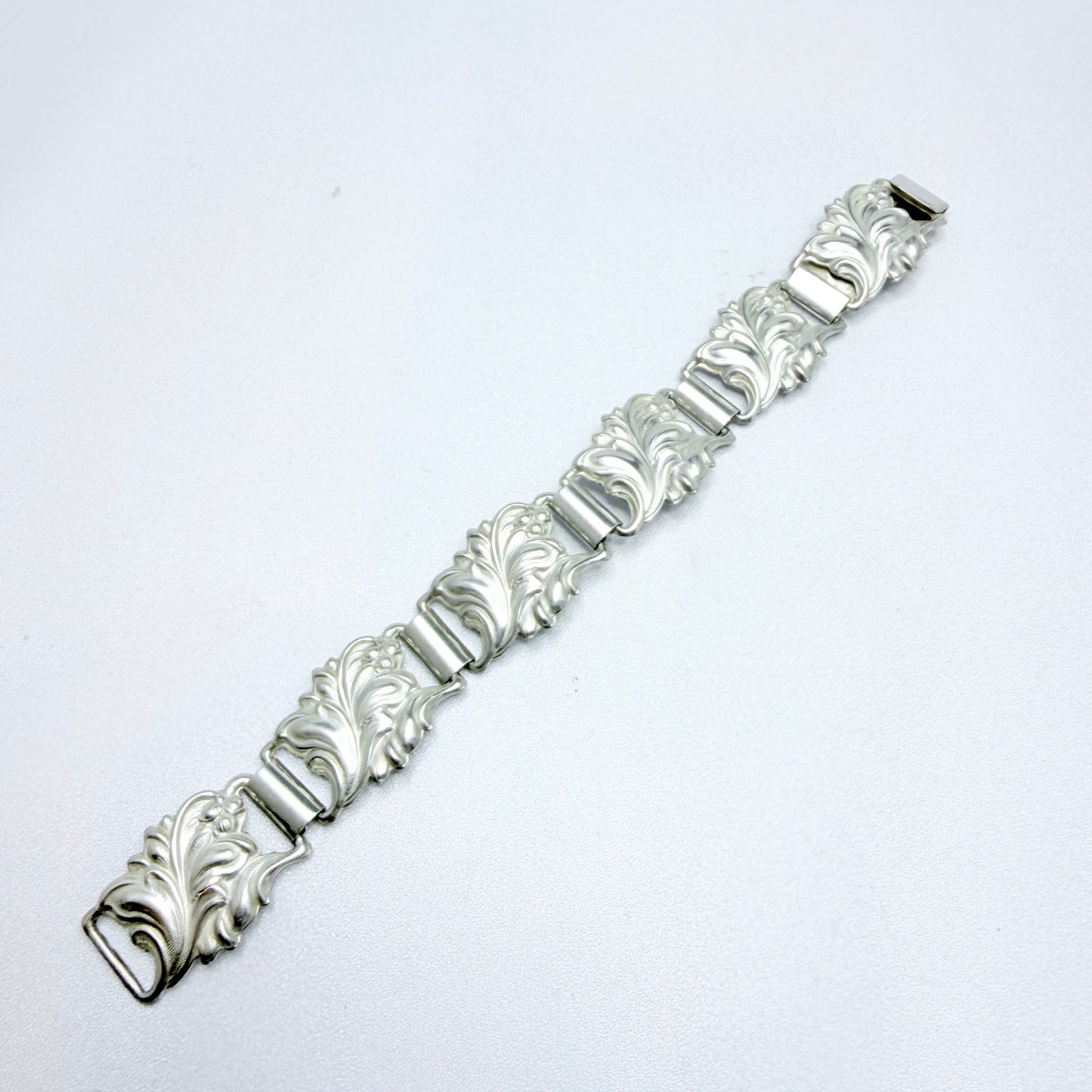 Asa-Silver Tage Linde, Sweden 1957. Vintage Solid Silver Leaf Organic Bracelet.