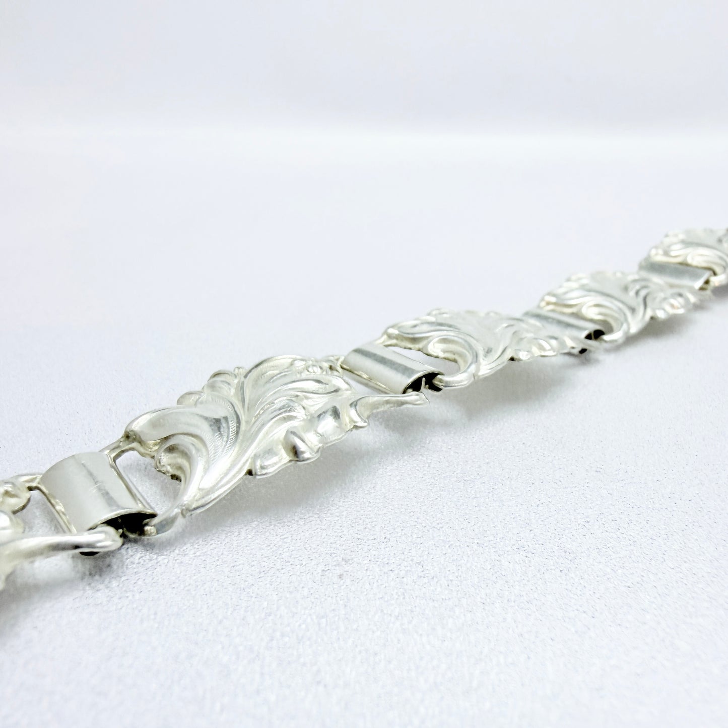 Asa-Silver Tage Linde, Sweden 1957. Vintage Solid Silver Leaf Organic Bracelet.