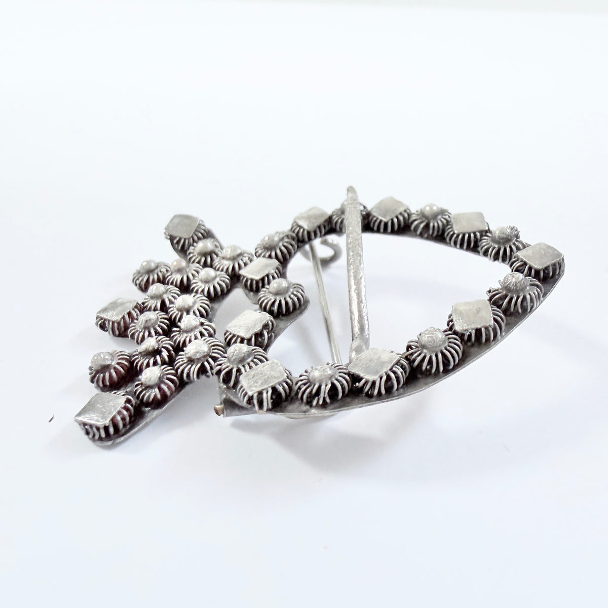 Sigvard Delcomyn, Sweden 1933. Vintage Silver Crowned Heart Brooch.