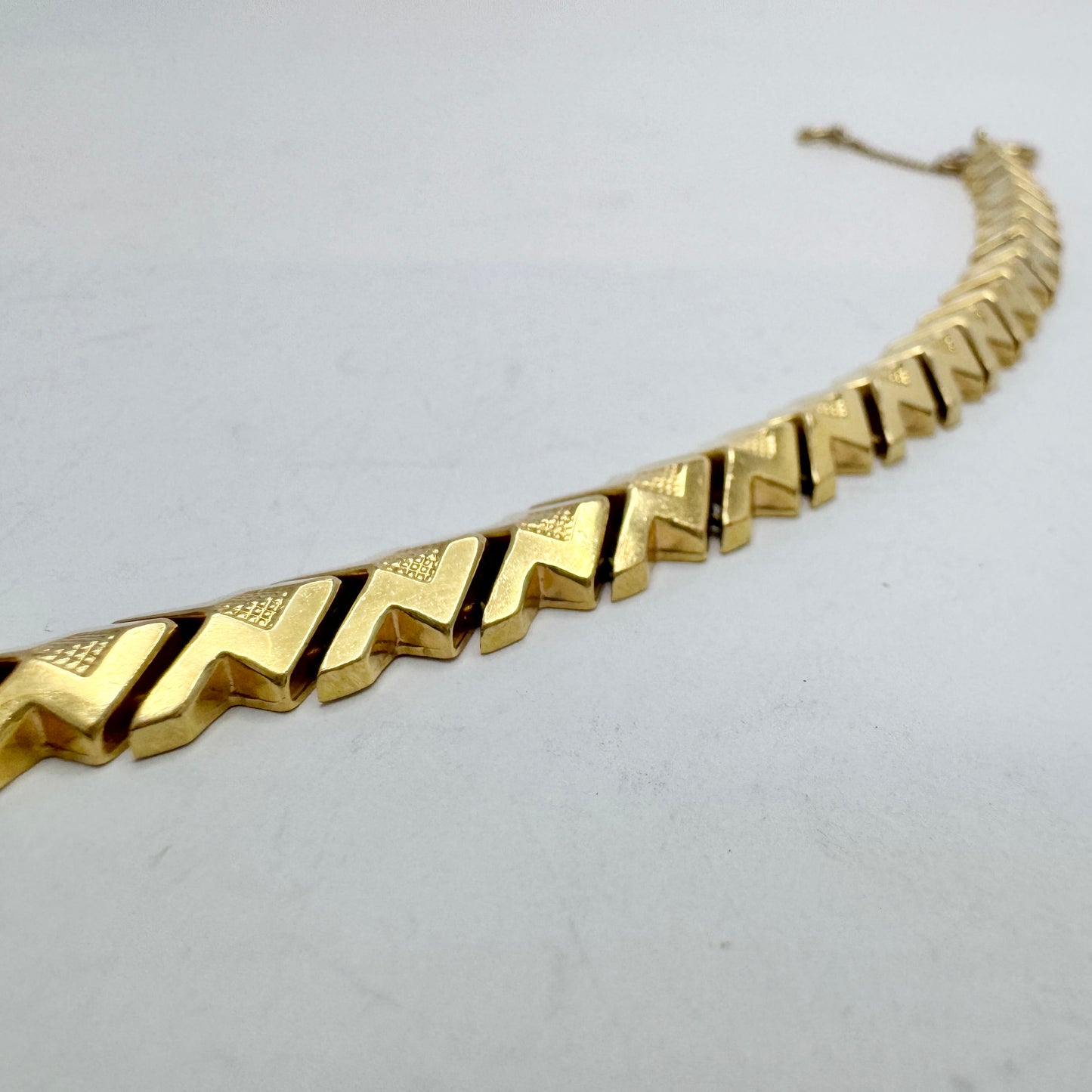 UNO A ERRE, Arezzo, Italy 1944-68 Vintage 18k Gold Bracelet