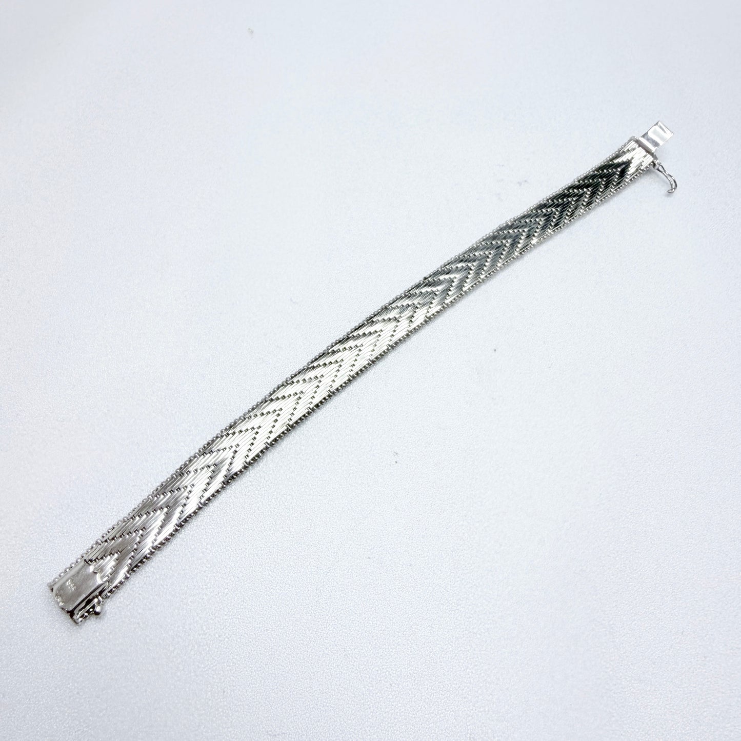 Italy. Vintage 835 Silver Bracelet.