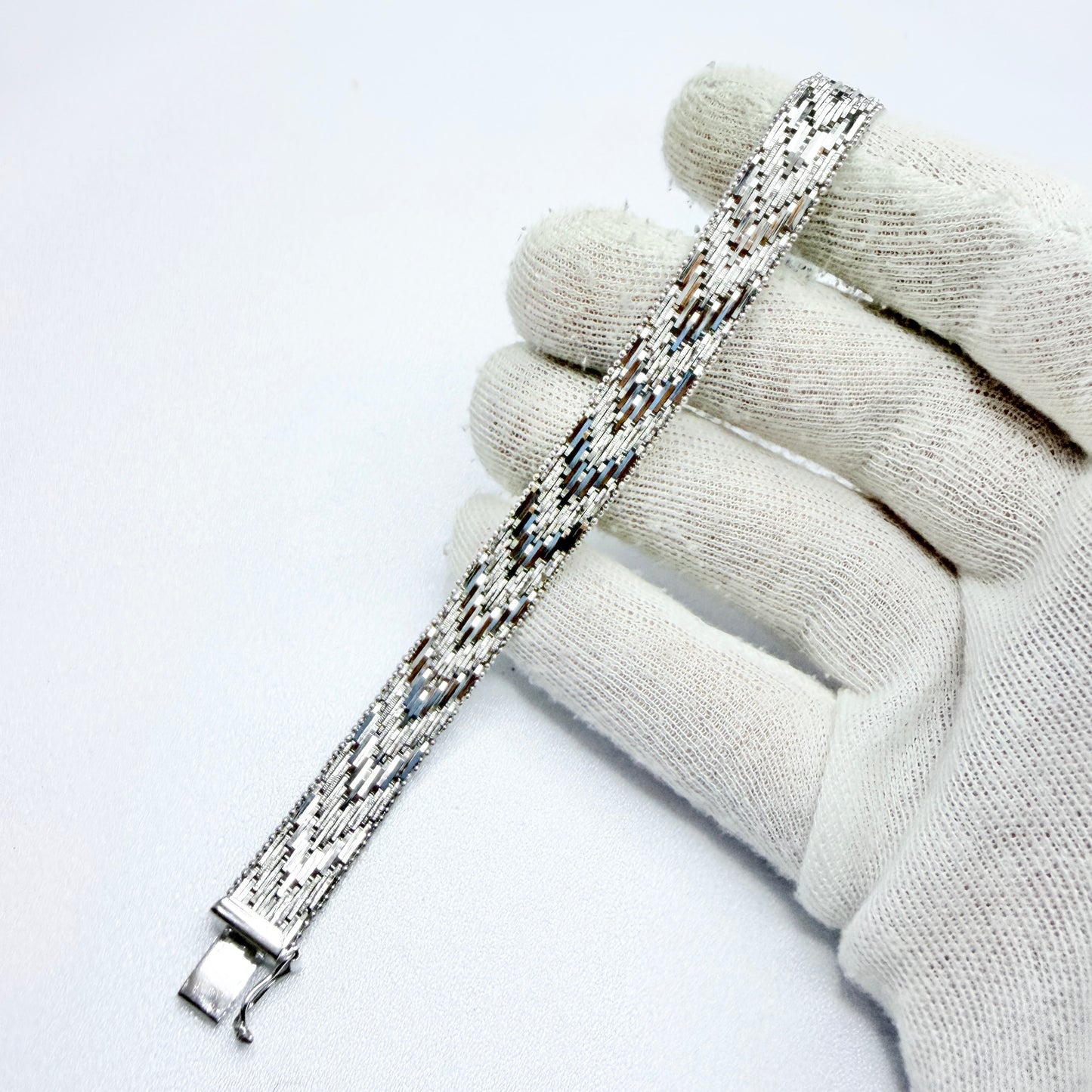 Italy. Vintage 835 Silver Bracelet.