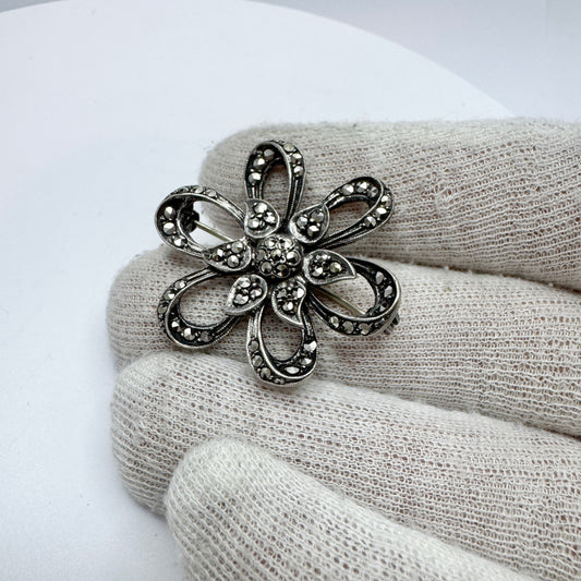 Vintage 1940s. Sterling 935 Silver Marcasite Flower Brooch.