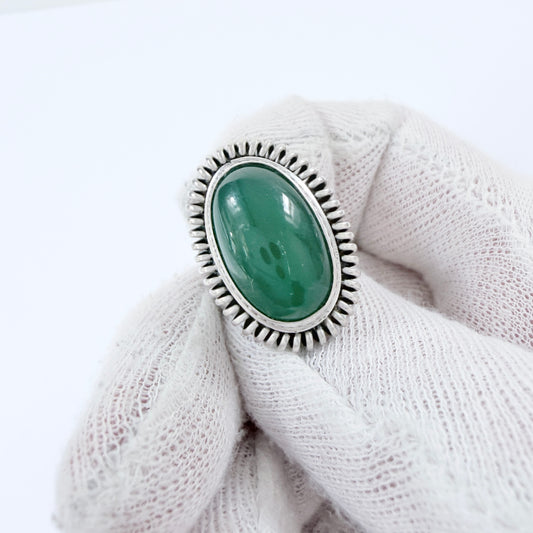 Vintage 1950s Solid Silver Chrysoprase Ring.