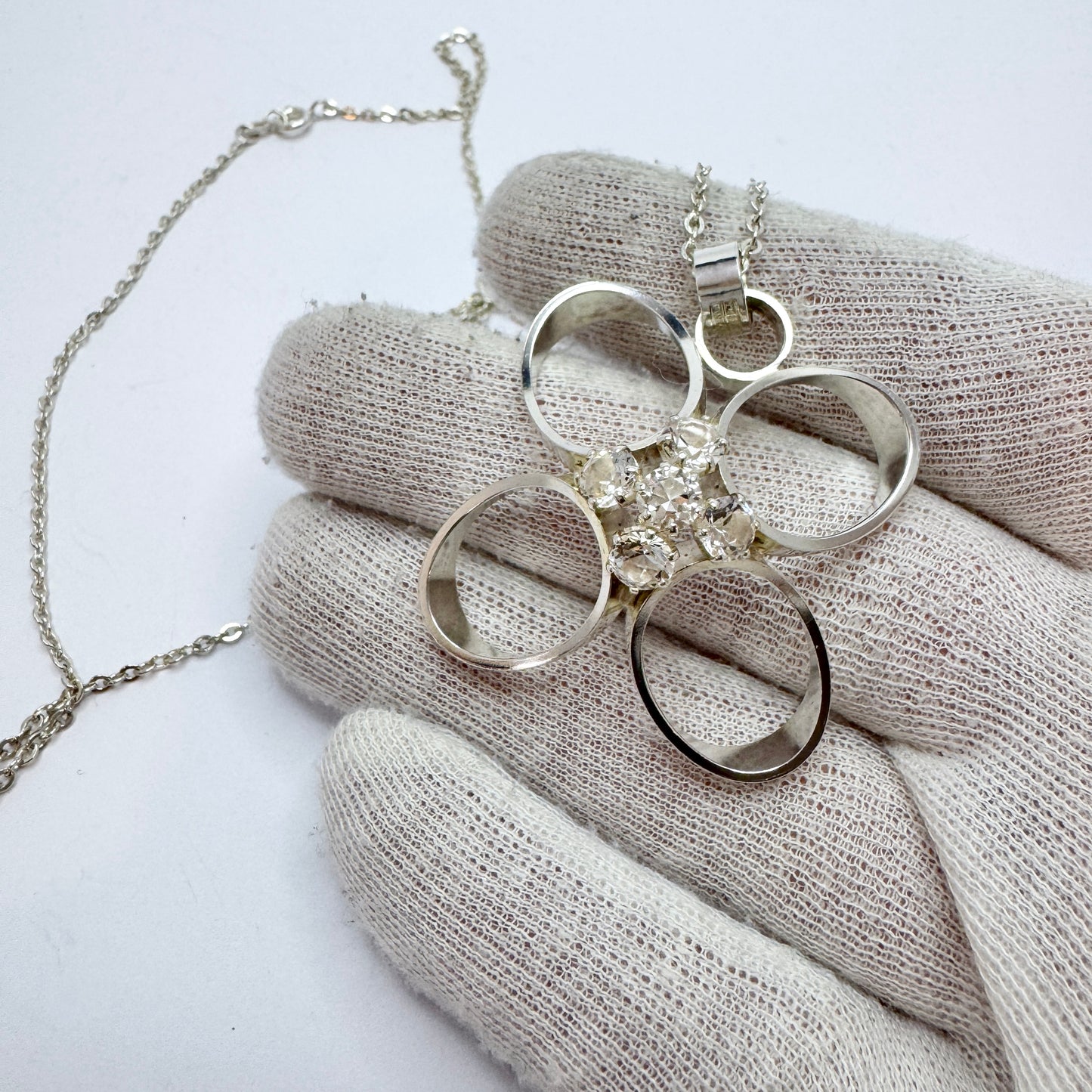 Elis Kauppi, Kupittaan Kulta Finland 1960s. Vintage Sterling Silver Rock Crystal Pendant Necklace.