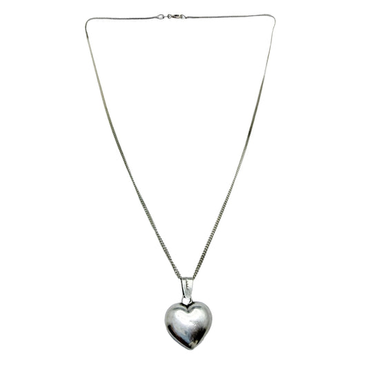 K&E Carlson, Sweden 1947. Vintage Silver Puffy Heart Pendant Necklace.