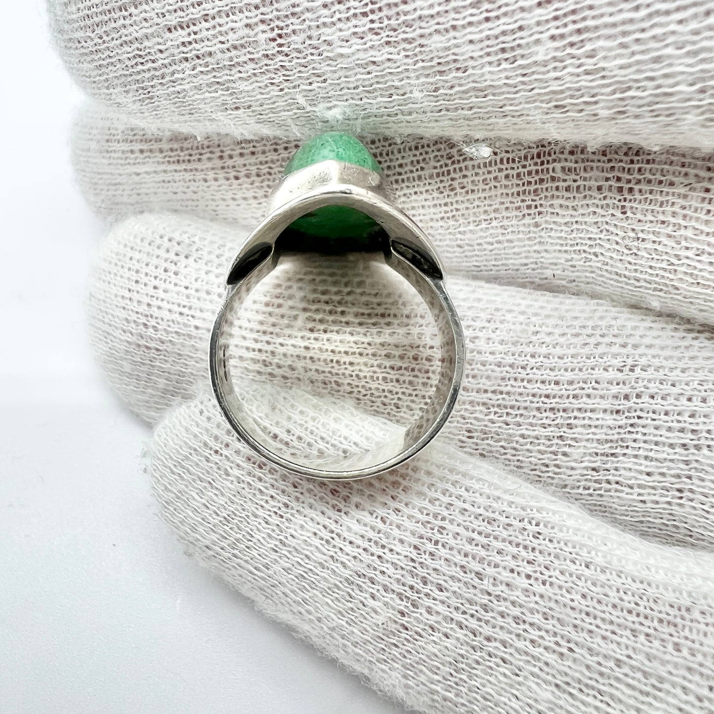 Sweden c 1960s. Vintage Modernist Solid Silver Aventurine Ring