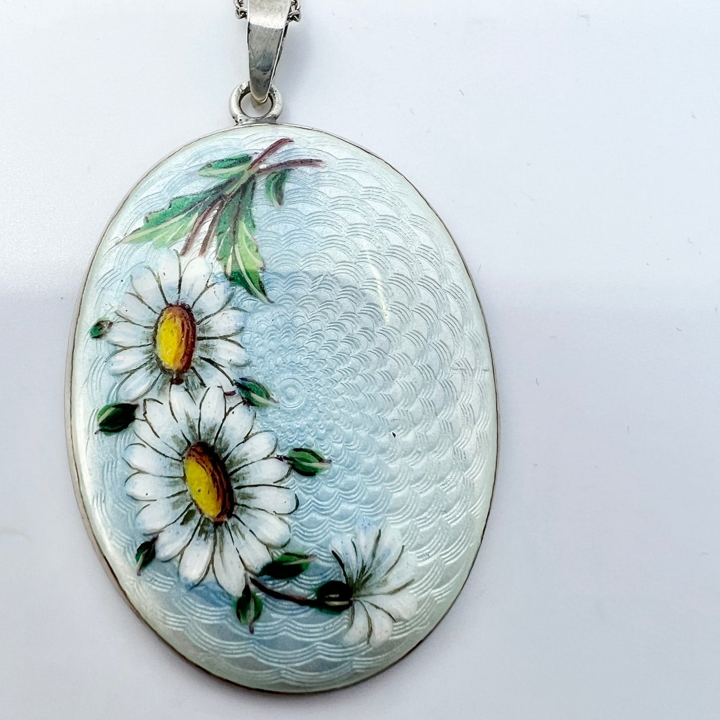 Vintage c 1940s. Solid Silver Enamel Pendant Necklace. Probably Norway.