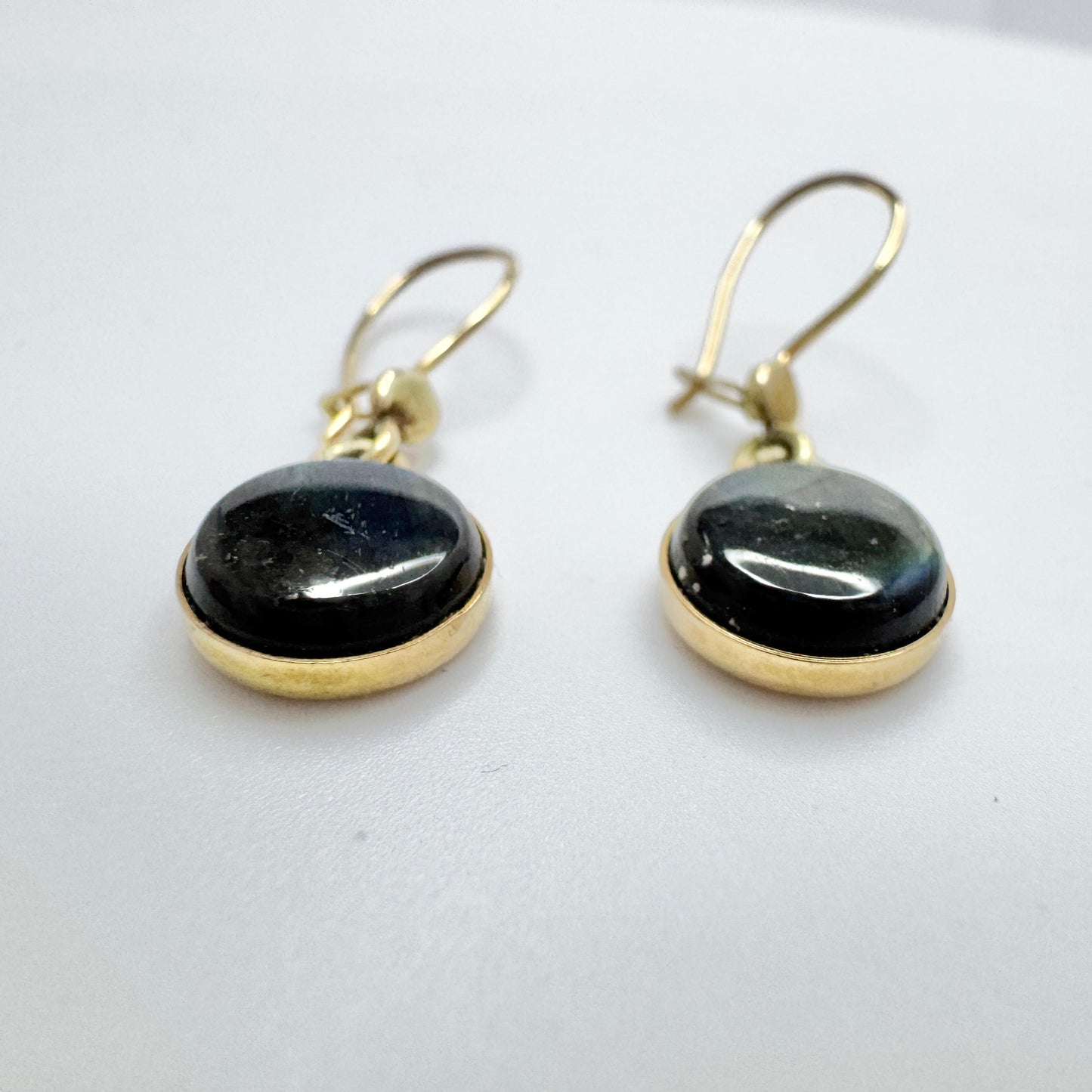 Finland. Vintage 14k Gold Spectrolite Earrings.