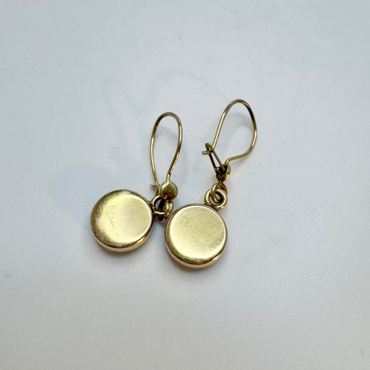 Finland. Vintage 14k Gold Spectrolite Earrings.