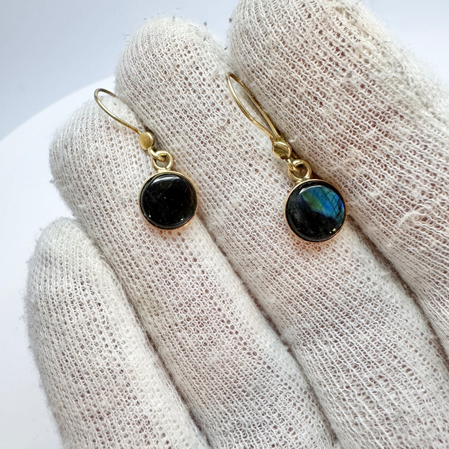 Finland. Vintage 14k Gold Spectrolite Earrings.